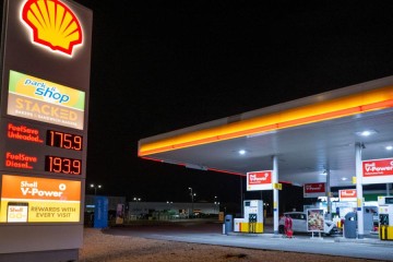 Shell directors sued for ‘failing to prepare company for net zero’