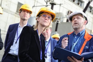 France welcomes inclusion of nuclear in EU power market reform