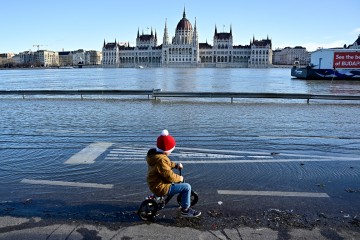 River Danube bursts its banks in Budapest, water highest since 2013