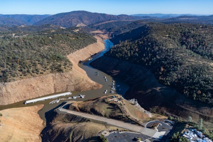California drought: State Water Project will deliver no water to most communities next year