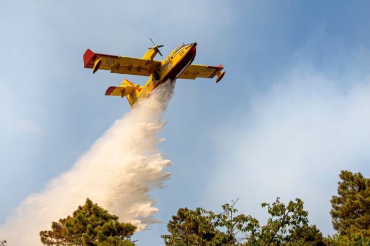 L’UE va doubler son nombre d’avions d’ici à 2030 pour lutter contre les incendies